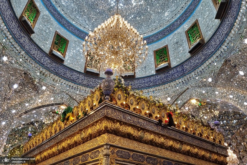 حال و هوای شب میلاد امام رضا (ع) در حرم مطهر امام حسین(ع)