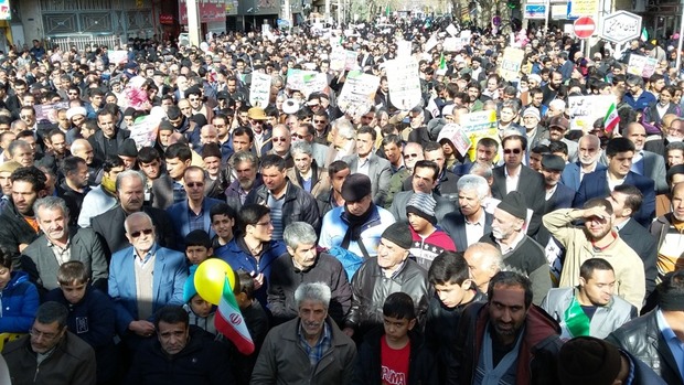 حضور پر شور و نشاط مردم گلپایگان در جشن انقلاب اسلامی