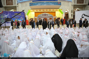 مراسم جشن تکلیف دانش آموزان دختر در حرم مطهر امام خمینی(س) 