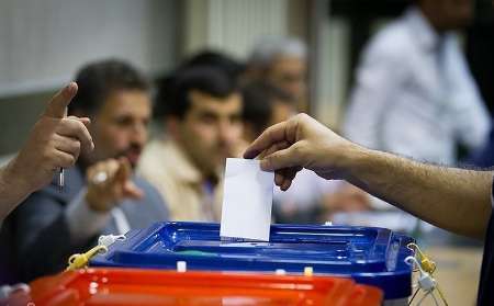 جمعی از روحانیون قزوینی: انتخابات در ایران باشکوه ترین تجلی حضور مردم است