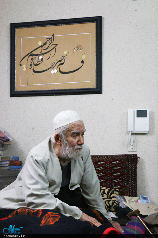 عیادت سید علی خمینی از آیت الله تاکندی و حضور در بیت آیت الله باریک بین(ره)