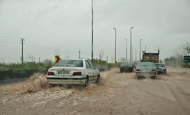 سیلاب به نزدیکی جاده ترانزیتی اهواز- شوش رسید جاده مسدود نیست