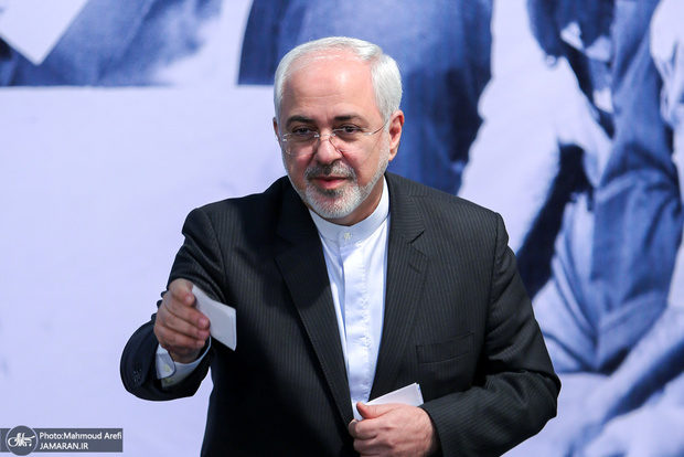 ظریف خطاب به آمریکا و اروپا: علت کاهش تعهدات برجامی ایران را برطرف کنید