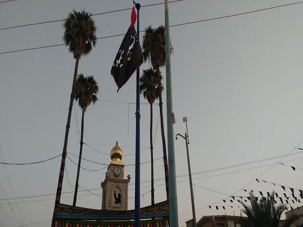 پرچم عزای سیدالشهدا (ع) در اندیمشک به اهتزاز درآمد