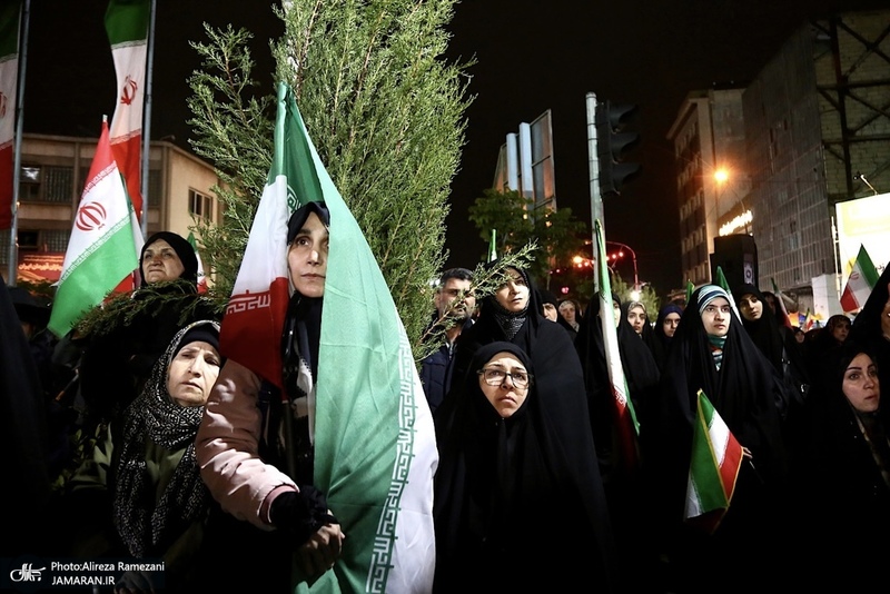 پنجاه و‌ یکمین اجتماع پر شور مردم در میدان شهدا