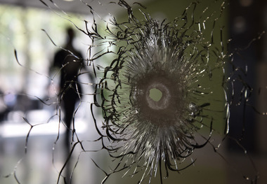 شلیک دقیقه نودی به انتخابات

