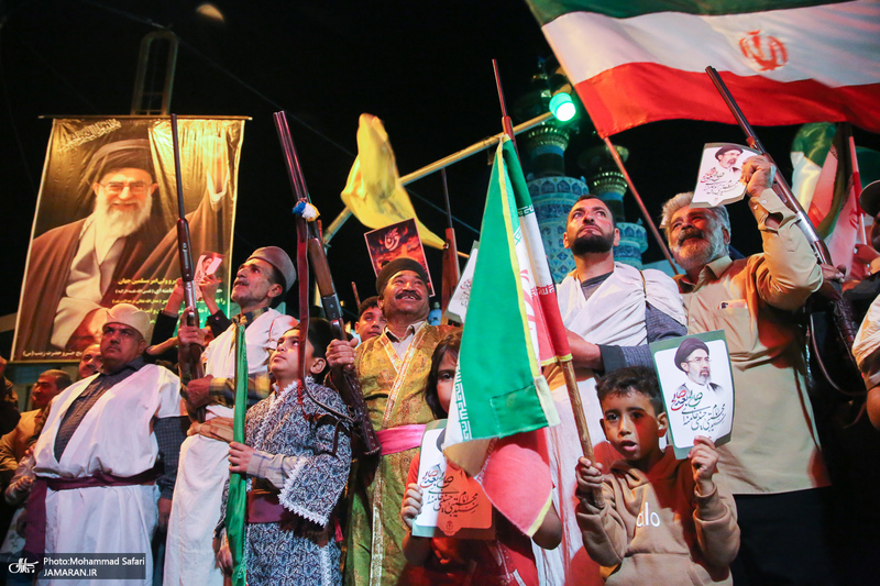 اجتماع عشایر فسا در حمایت از رزمندگان جبهه ی مقابله با دشمن آمریکایی - صهیونی