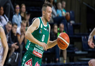 بسکتبالیست لیتوانیایی در شهرداری بندرعباس 
