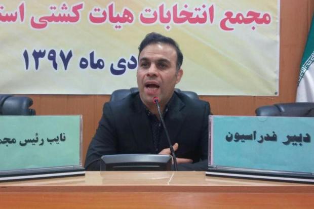 رضا لایق: رئیس آینده فدراسیون کشتی از محمدی و بنا نمی گذرد