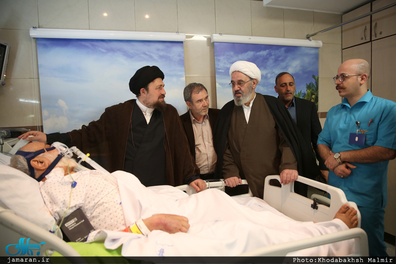 عیادت سید حسن خمینی از حجت الاسلام و المسلمین سید مهدی طباطبایی