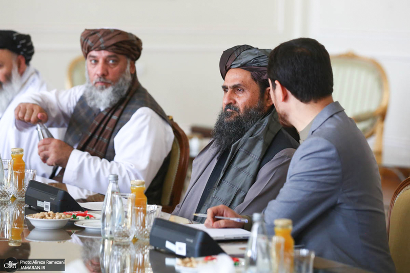 دیدار معاون اقتصادی نخست وزیر حکومت موقت افغانستان با وزیر امور خارجه