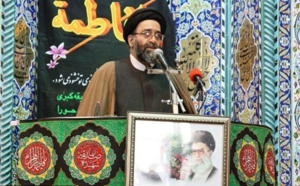 خطیب جمعه ورامین: فشار اقتصادی مقاومت ملت ایران را درهم نمی‌شکند