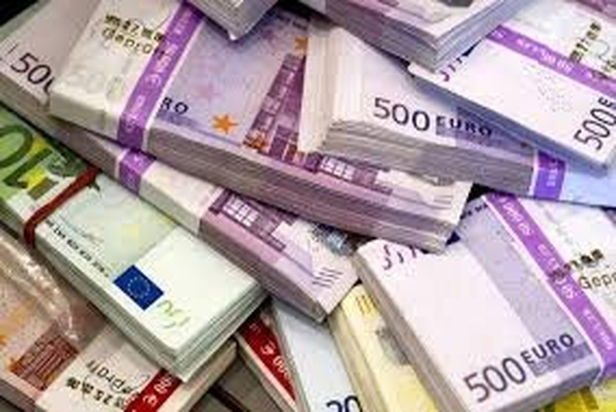 نرخ رسمی 47 ارز بین بانکی/ قیمت یورو کاهش و پوند افزایش یافت