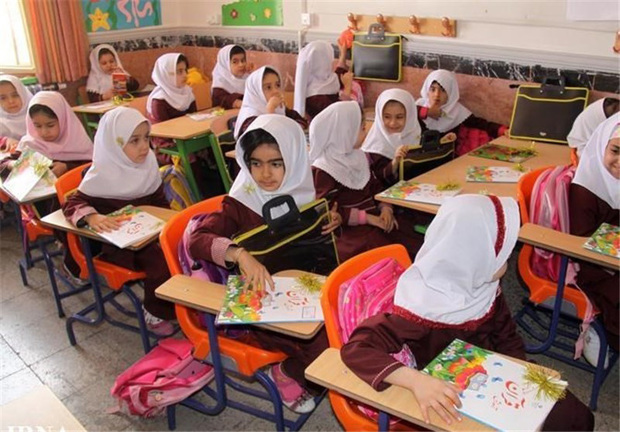 اجرای 809 برنامه نمادین هفته سلامت در مدارس البرز کلید خورد