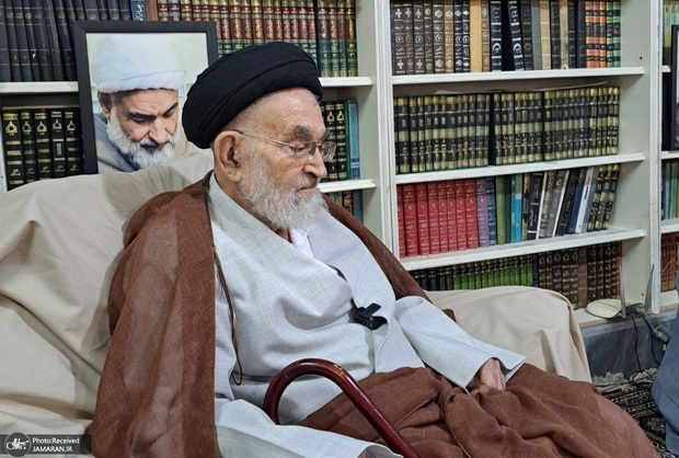تماس تلفنی آیت الله العظمی دستغیب با سید محمد خاتمی