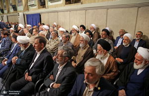 دیدار مسئولان نظام و سفرای کشورهای اسلامی با رهبر معظم انقلاب