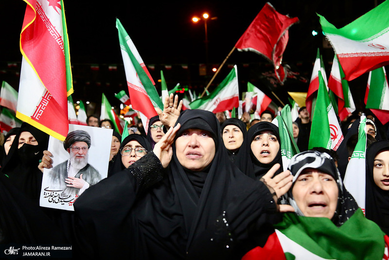 چهل و چهارمين شب اجتماع پرشور مردم در تهرانپارس