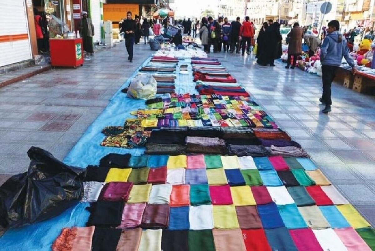 قیمت های میلیونی پیاده رو در پایتخت/ جزییات پیاده‌رو فروشی در تهران