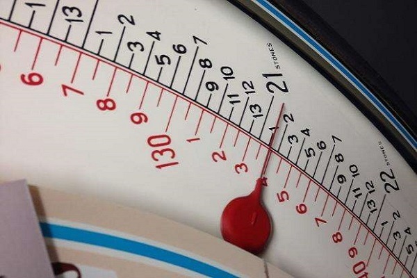 کنترل وزن و لاغری با روزه‌داری صحیح
