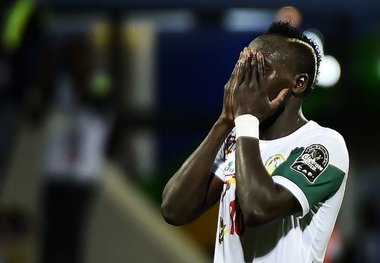 دوری 6 تا 8 هفته ای سادیو مانه از میادین فوتبال

