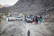 توزیع سبد کالا در روستاهای صعب‌العبور سیستان و بلوچستان+ تصاویر