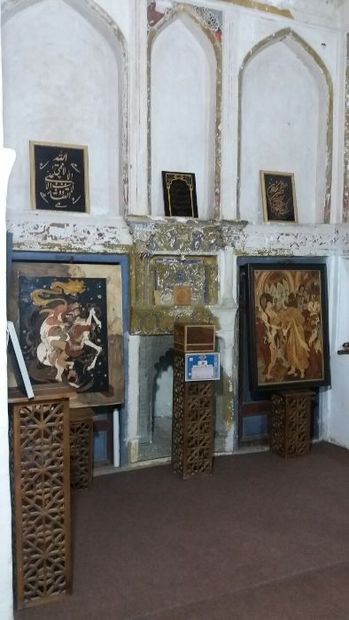 نمایشگاه نگاره های چوبی در لاهیجان گشایش یافت