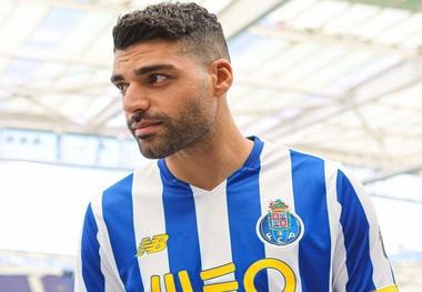 تیتر یک نشریه پرتغالی: انتقال طارمی به پورتو+ عکس
