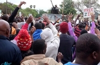 تظاهرات ضدموگابه