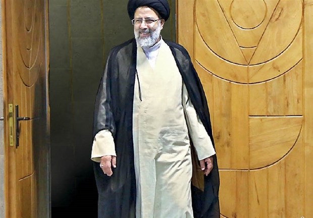 رئیسی قطعا حریف انتخاباتی قدری برای روحانی است