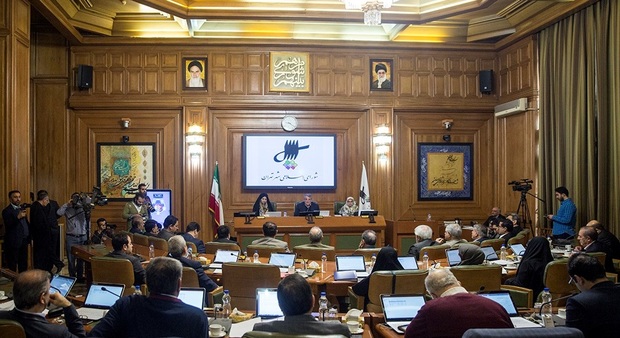 اعضای شورای تهران از برکناری مدیر ورزشگاه آزادی انتقاد کردند