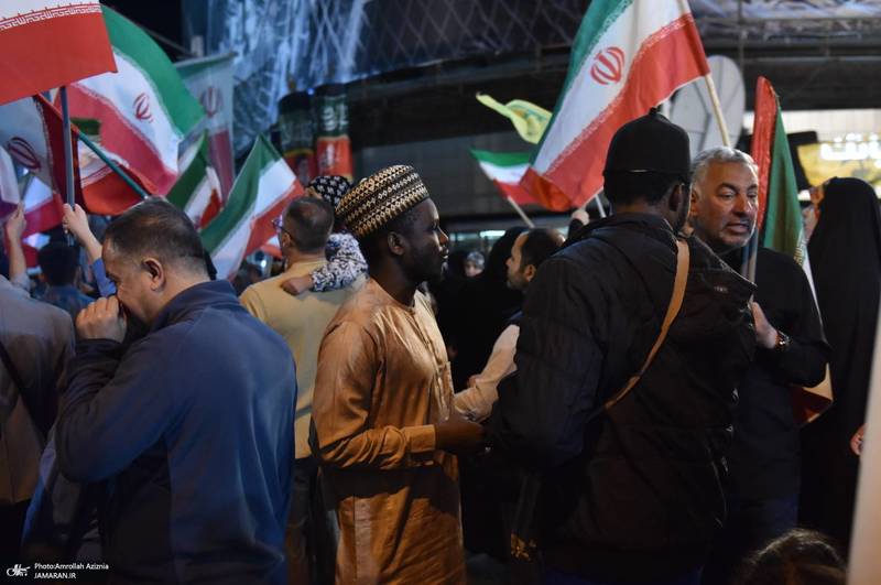 پنجاه و هشتمین اجتماع پر شور مردم در میدان انقلاب