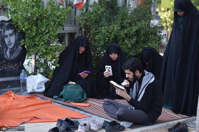 مراسم پرفیض دعای عرفه در قطعه ۲۹ بهشت زهرا(س)