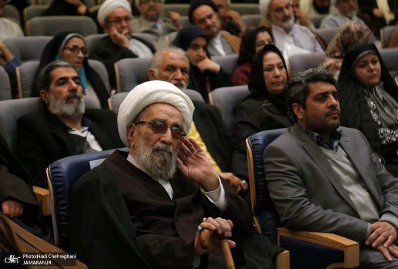 نشست «چالش های حقوق زنان در فقه» در مشهد