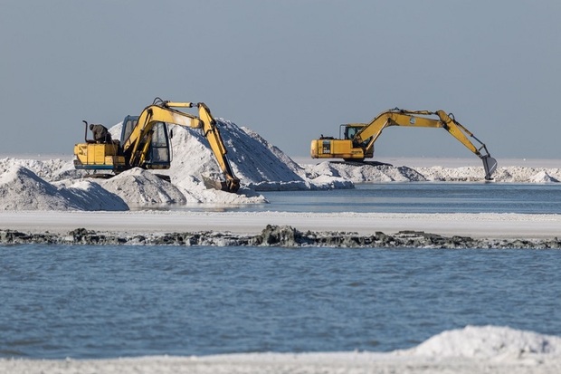برداشت مواد معدنی در حریم پارک ملی دریاچه ارومیه ممنوع است