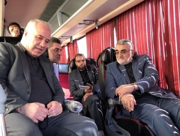 بازدید رئیس کمیسیون امنیت ملی مجلس از خط تولید اتوبوس در سمنان