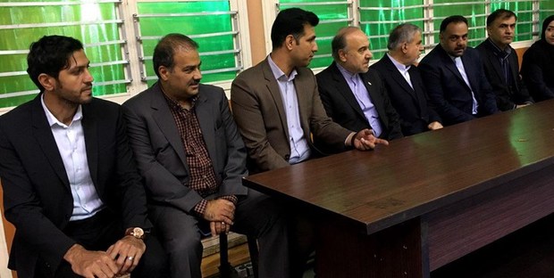 بازدید سلطانی فر و صالحی امیری از تمرین تیم ملی هندبال+ تصاویر
