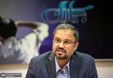 مردم با ماندن در خانه زنجیره ویروس را بشکنند