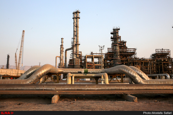 بهره برداری از مرحله دوم پالایشگاه ستاره خلیج فارس  تولید روزانه 24 میلیون لیتر بنزین