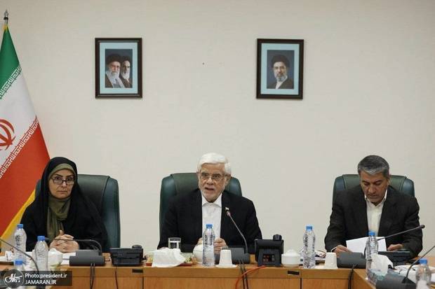عارف: ریشه‌های گرانی باید دقیق و علمی شناسایی شود/ برای حل مشکل مسکن به «اقدام جهشی» نیاز داریم/ شرایط کشور با پیش از جنگ رمضان متفاوت شده و شاهد ایرانی متفاوت از قبل این جنگ هستیم/ امروز دیگر «ایران هراسی» به «ایران دوستی» تبدیل شده است