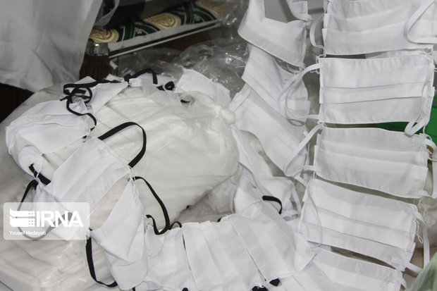 سرمایه گذار چینی ۵۰ هزار عدد ماسک به مراکز درمانی یزد اهدا کرد