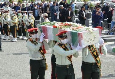 برگزاری مراسم تشییع پیکر خلبان شهید هواناجا در کرمانشاه