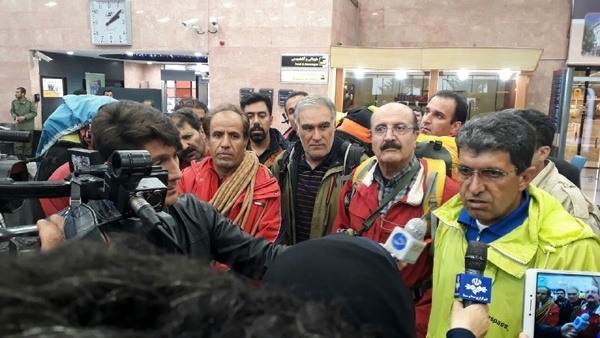 اعزام کوهنوردان حرفه‌ای به محل حادثه سقوط هواپیمای تهران- یاسوج