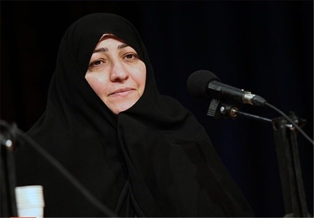 اگر دوستدار انقلاب هستیم باید به دنبال حل مشکلات کشور باشیم