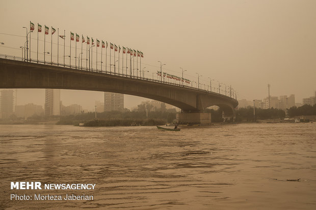 گرد و خاک امروز خوزستان را فرا می گیرد  کاهش دید افقی
