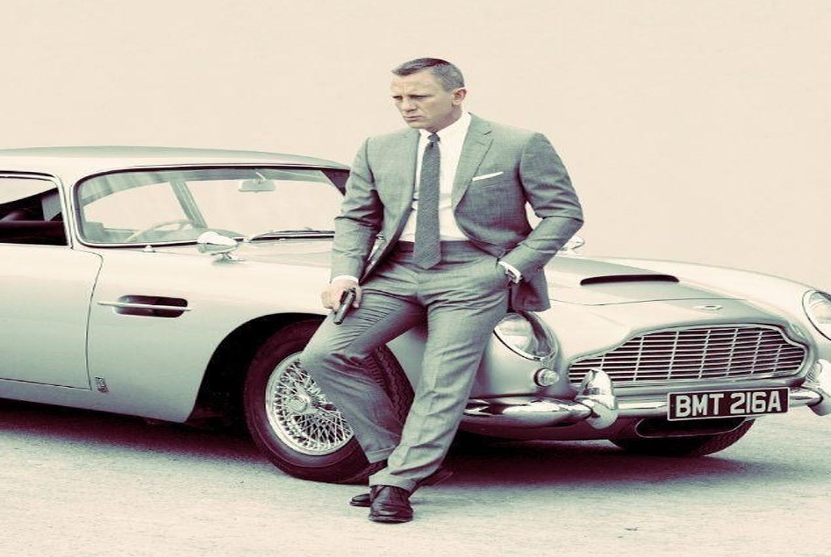 "جیمز باند" مادام العمر خودروی لوکس رایگان می‌گیرد +عکس