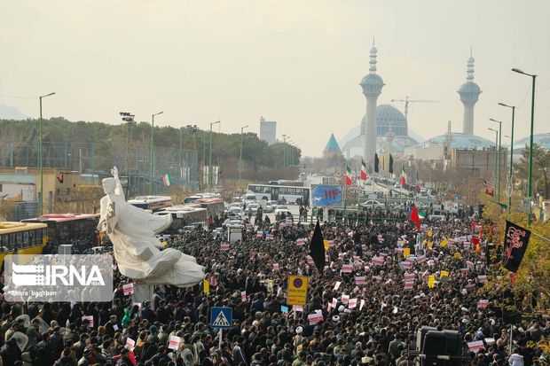 ایران در سوگِ سردار عشق