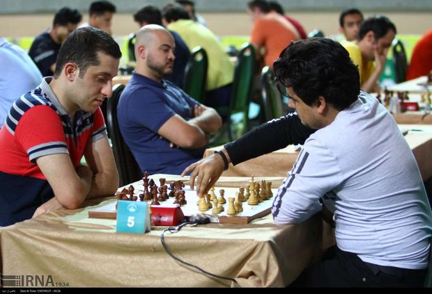 صف آرایی بزرگان شطرنج جهان در جام ابن سینا