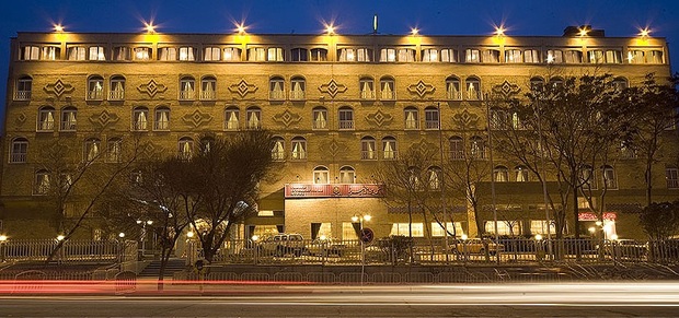 سایه هتل سازی بر رونق گردشگری آذربایجان شرقی