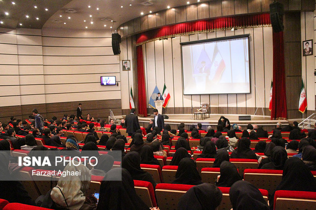 برگزاری آیین "پیش درآمدی بر اولین همایش نقش حقوق در اقتصاد مقاومتی و مبارزه با مفاسد اقتصادی" در تبریز