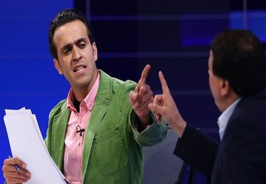 علی کریمی ثبت نام کرد؛ مهدوی کیا نایب رئیس اول شد